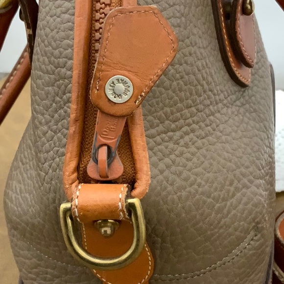 Vintage Dooney & Bourke Bag - Picture 6 of 14